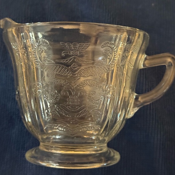 Federal Glass Company's Madrid Pattern Sugar & Creamer. Depression Glass - Picture 6 of 9